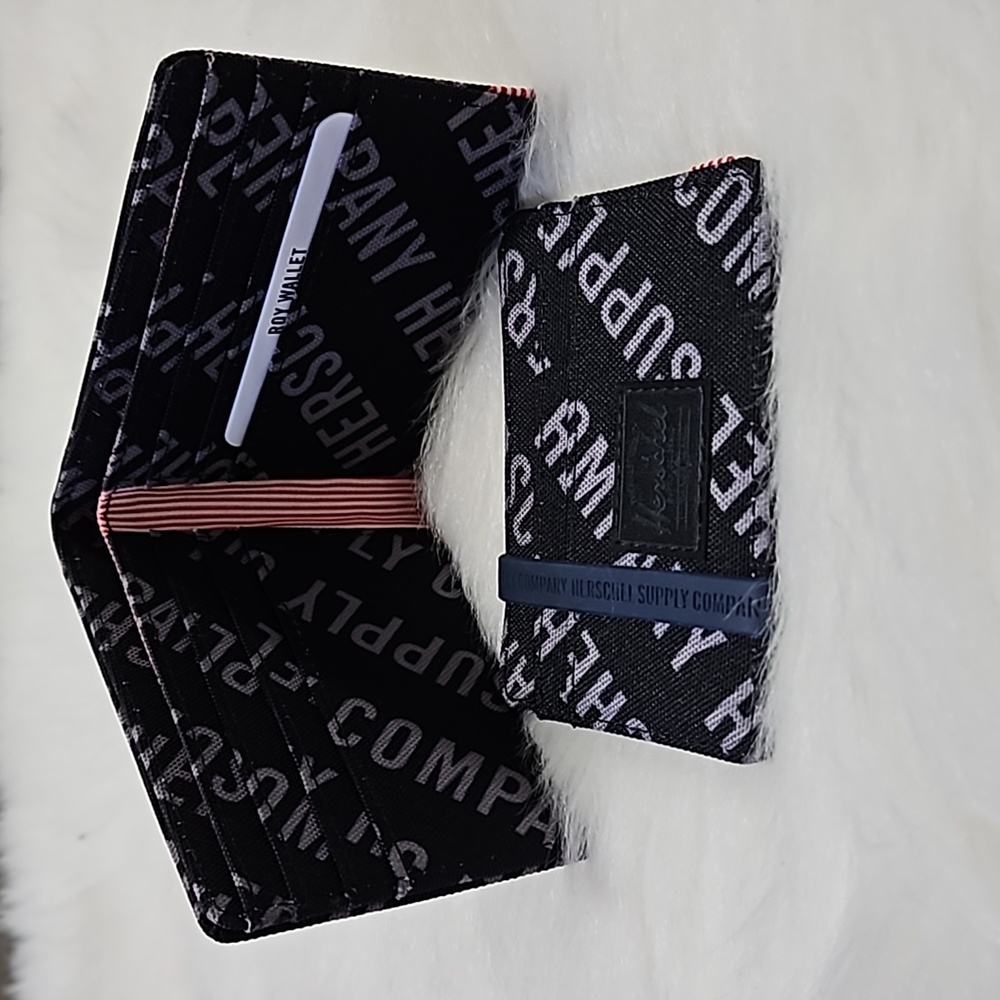 2/$50 NWT HERSCHEL SUPPLY  Roy Rollcall Wallet & Charlie Card Holder Black Grey